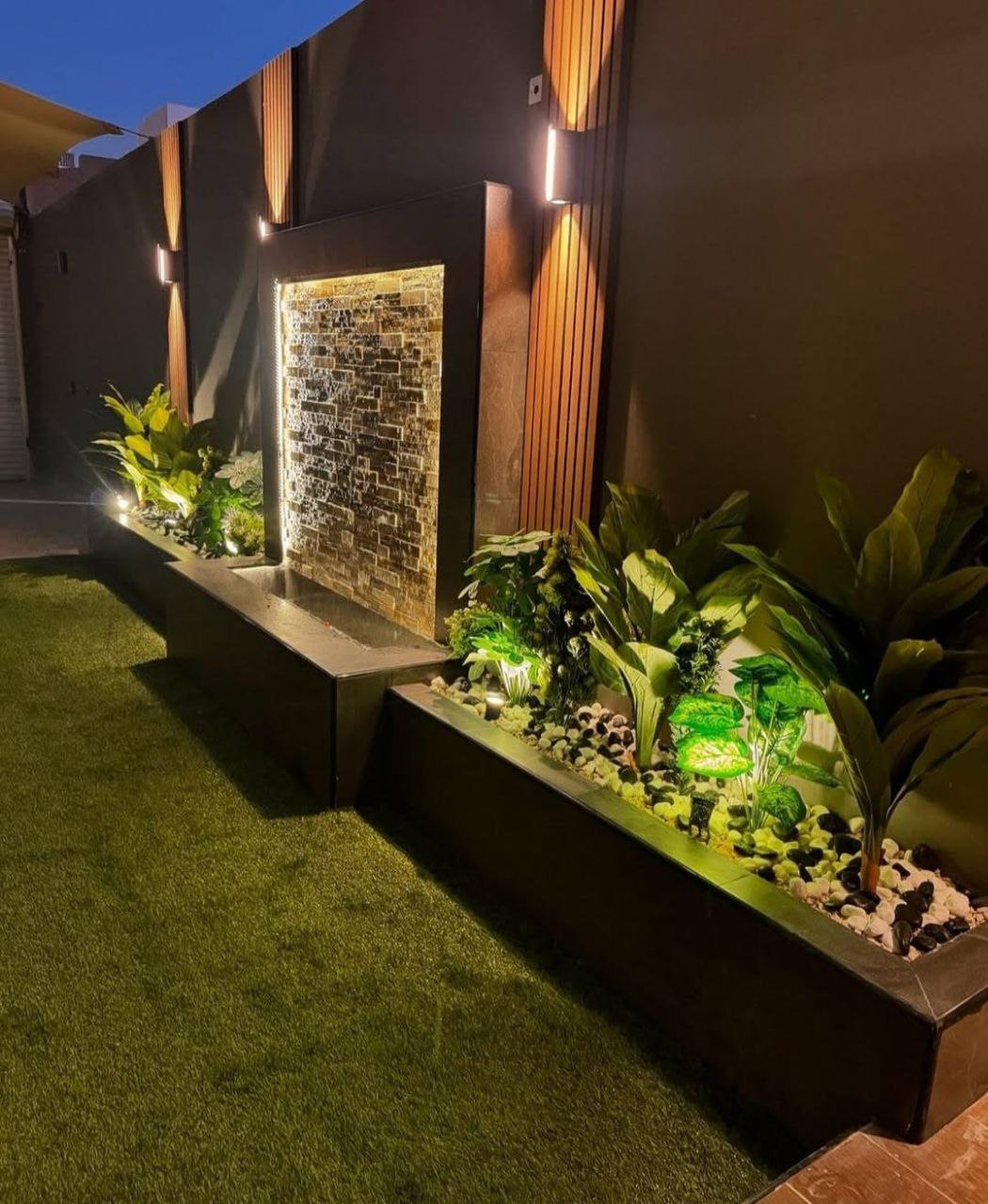 نافورة مضيئة